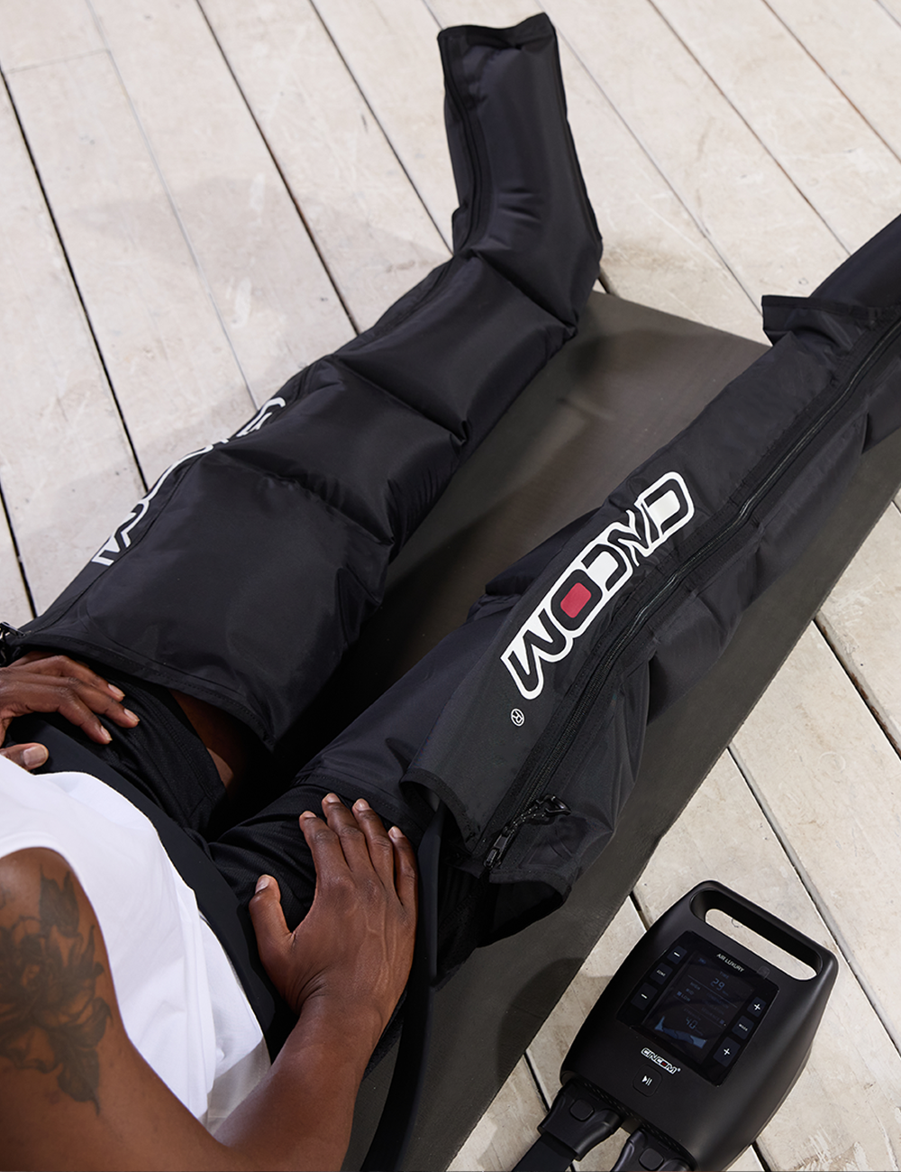 CINCOM Cordless Fast Set-up Air Recovery Boots CM-108A